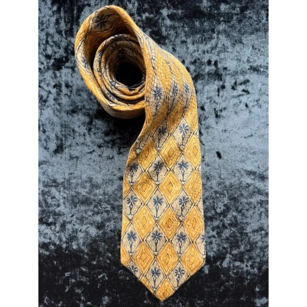 Lands' End Men's 100% Silk Tie Gold Navy Floral Diamond USA Hand Sewn 3.75